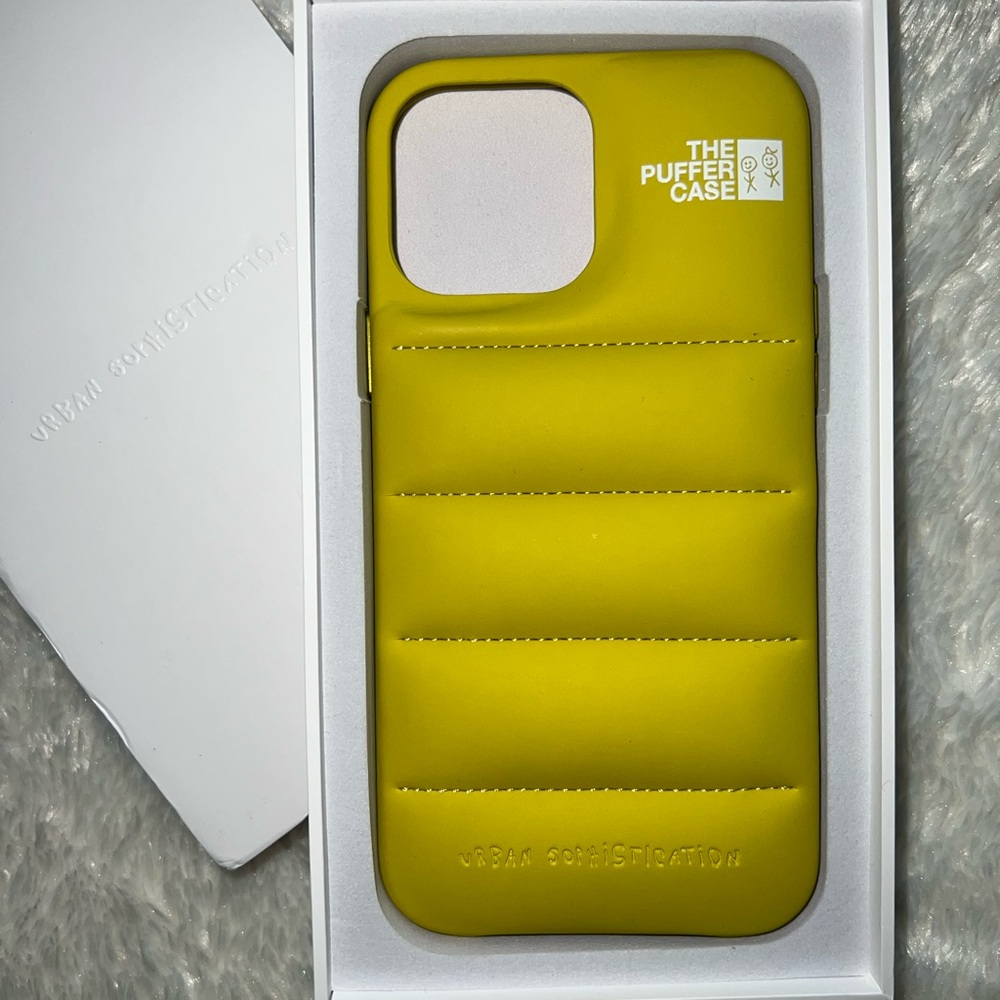 Brand New Urban Sophistication Puffer Case (Olive Butter) 💛😎🌟🌙